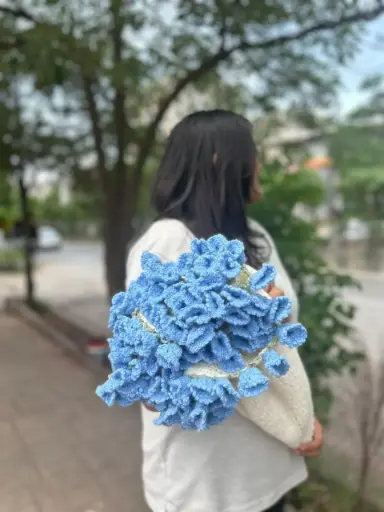 BLUE BELLBOTTOM BLANKET