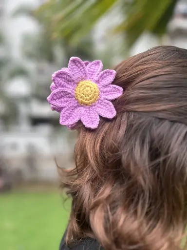 Daisy Hairclip